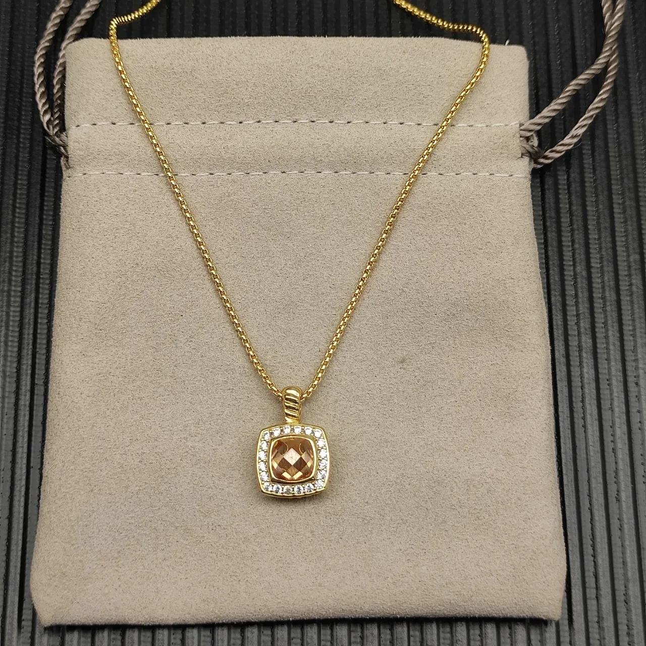 David Yurman Albion Gold Brown Curb-Link Chain Square Cushion Pendant Necklace 8
