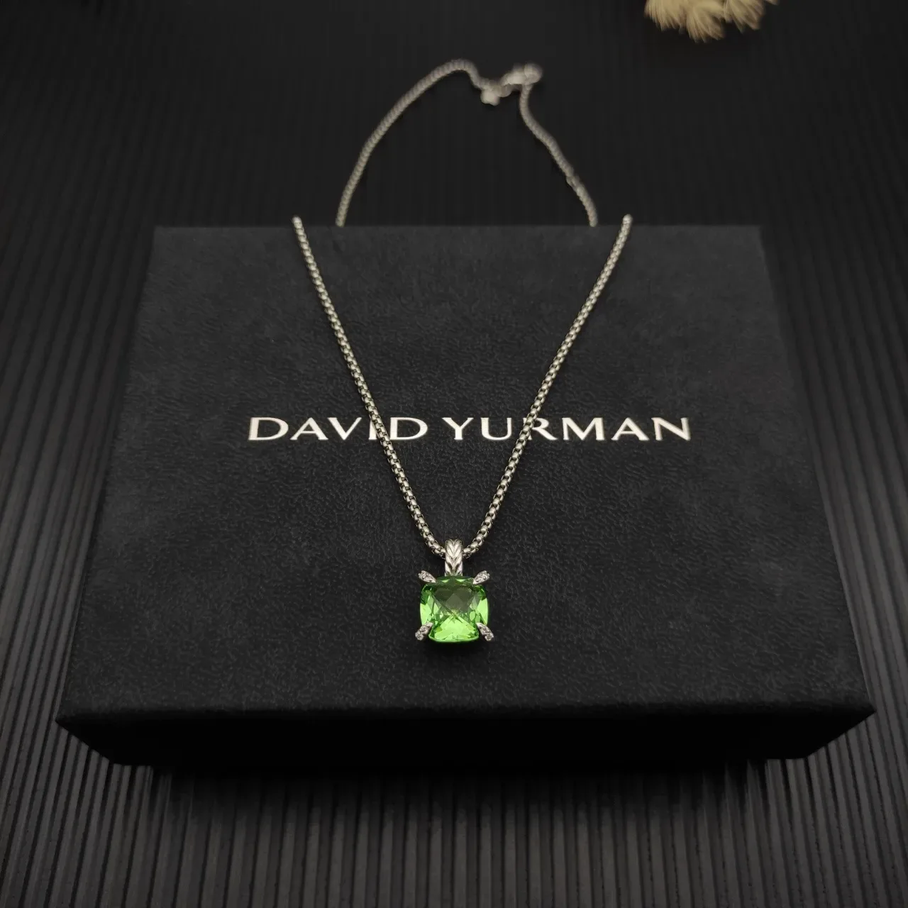 David Yurman Albion Green Silver Cushion-Cut Gemstone Four-Prong Diamond Accents Necklace 5
