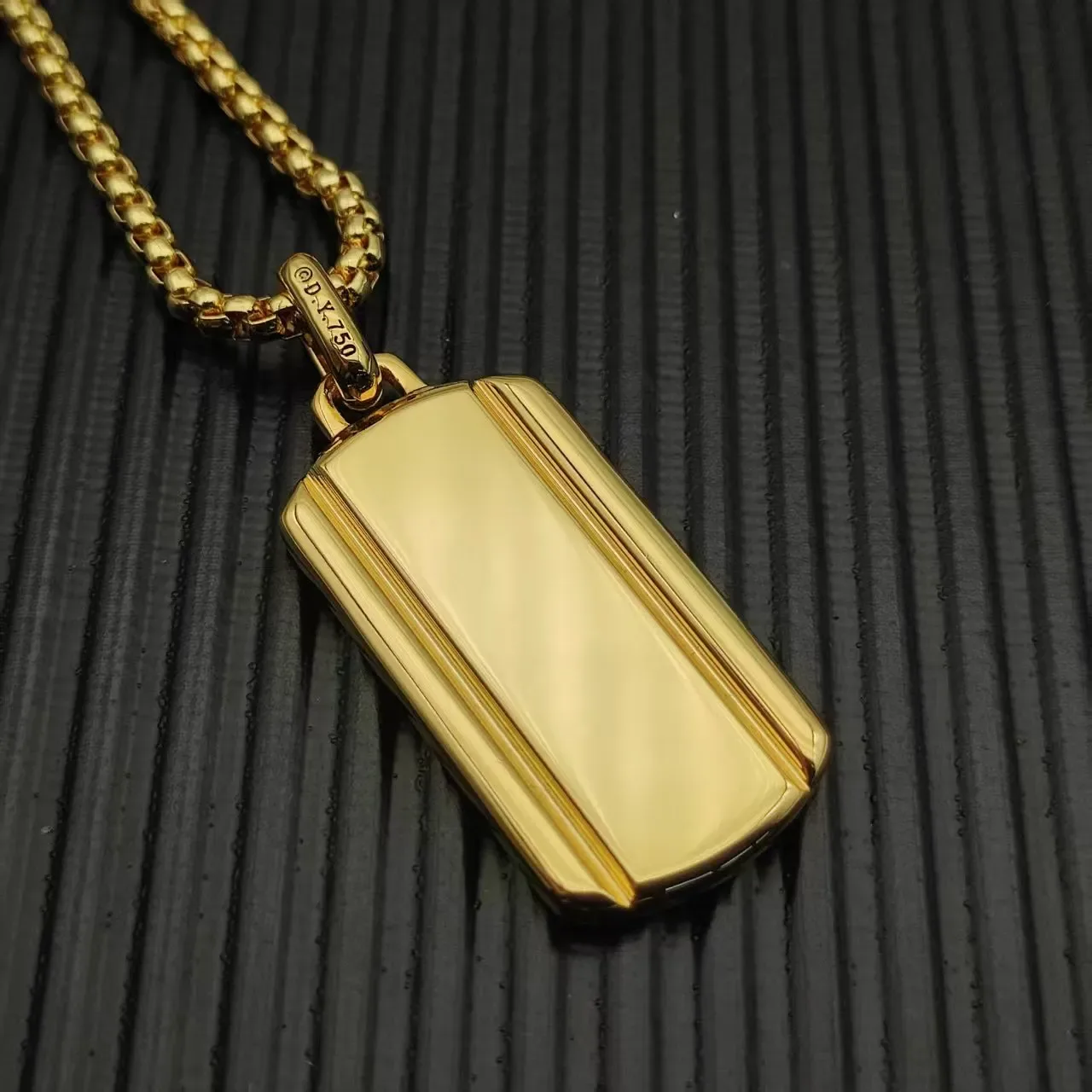 David Yurman Fluted Dog-Tag Pendant Necklace 5