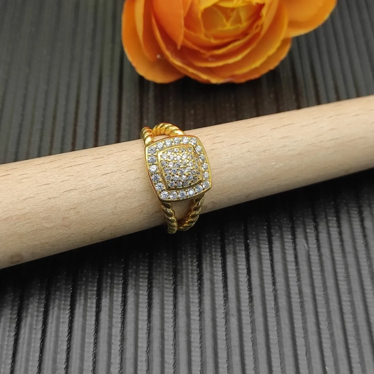 David Yurman Gold White Twisted Cable Band Square Pavé-Set Face Ring 6