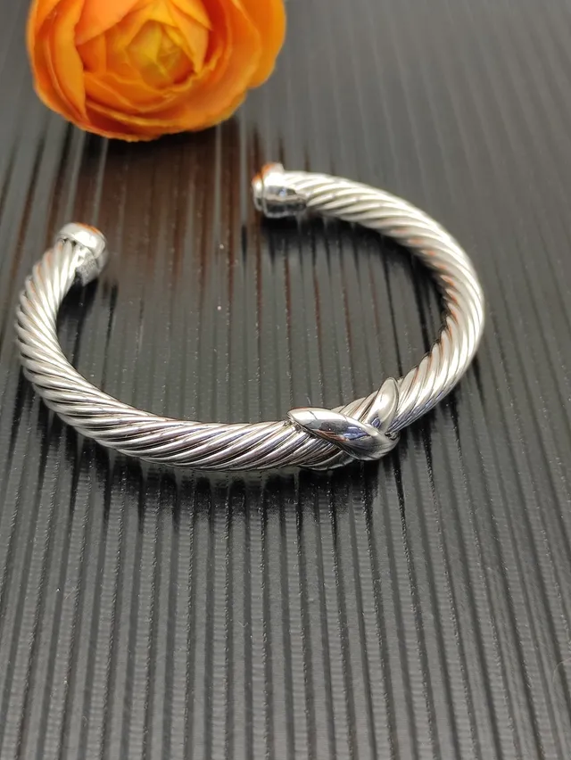 David Yurman Silver Beige Twisted Cable Polished Bracelet 8