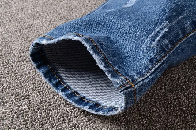 Distressed Slim-Fit Mid-Rise Blue Jeans 2