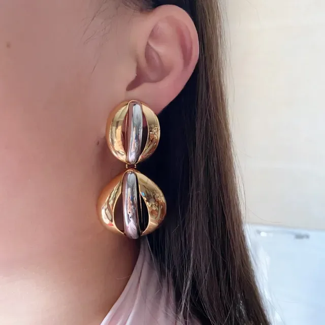Dual-Tone Polished Oval Capsule Earrings 4