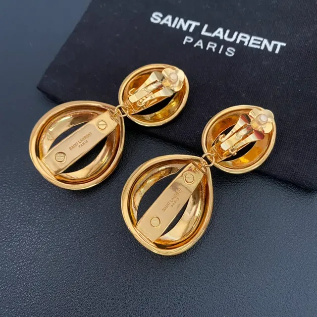 Dual-Tone Polished Oval Capsule Earrings 5