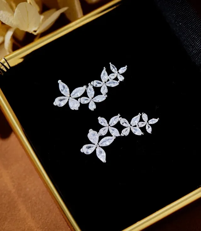 Floral Marquise-Cut Crystal Cluster Earrings 6