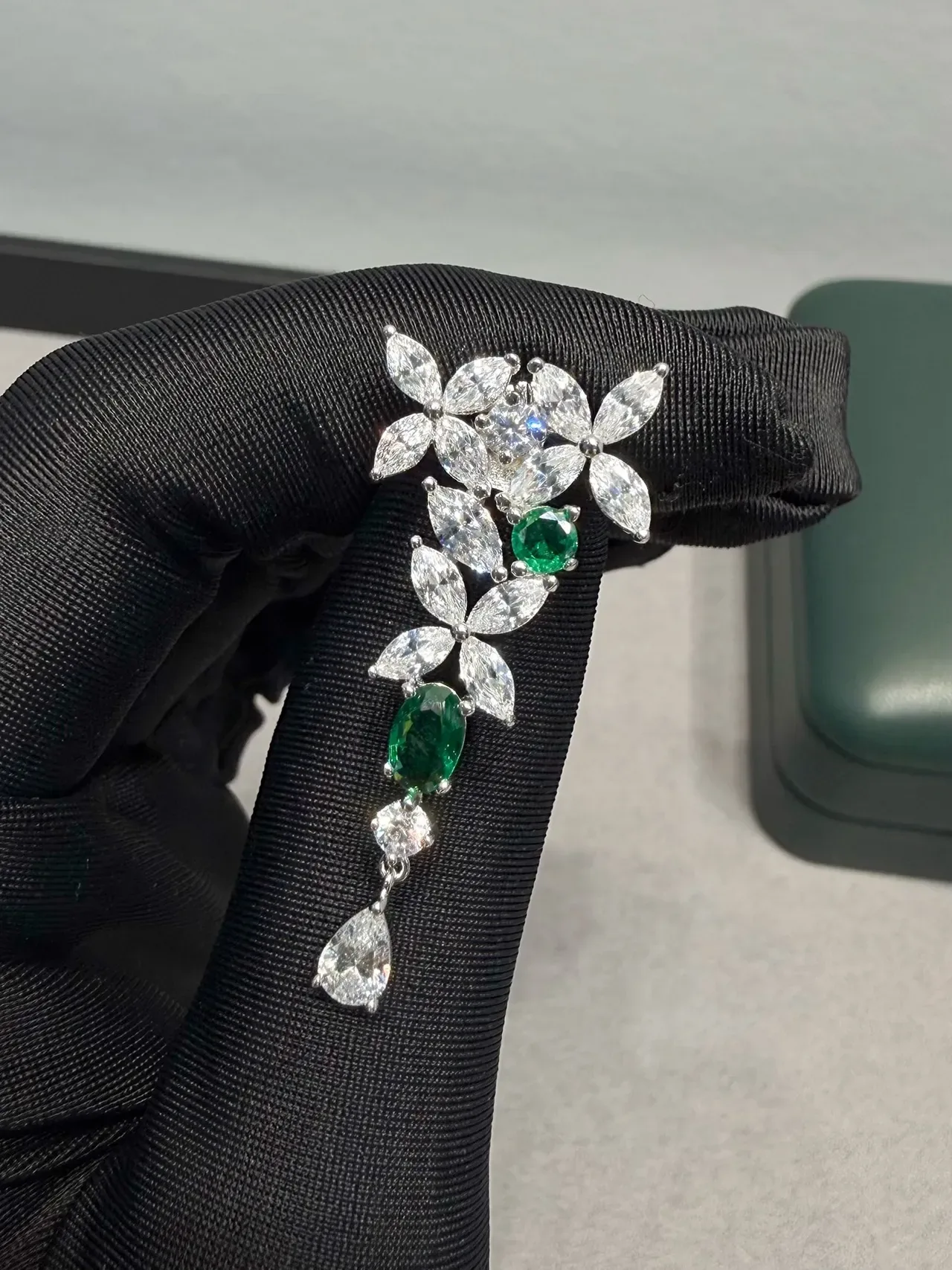 Floral Motif Marquise-Cut Green and Clear Stone Drop Earrings 5