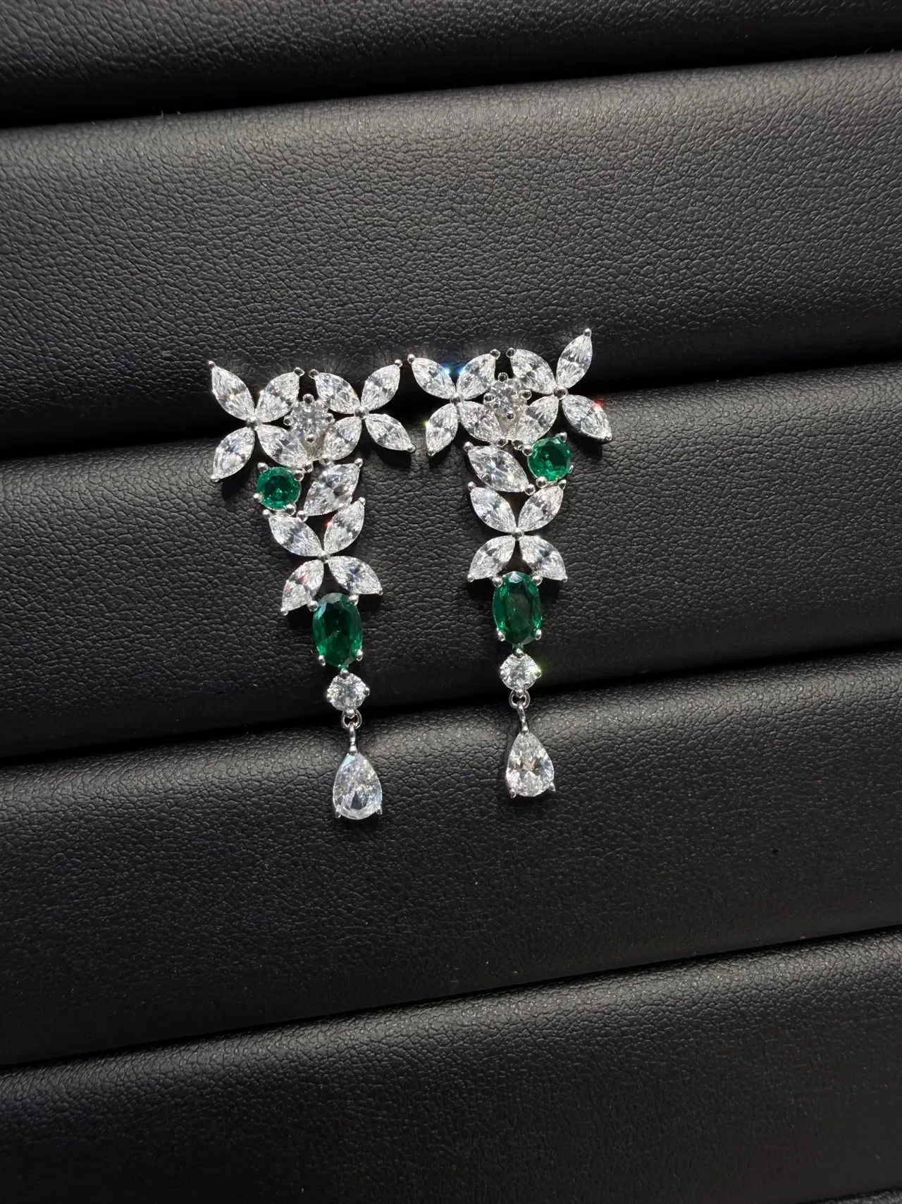 Floral Motif Marquise-Cut Green and Clear Stone Drop Earrings 8