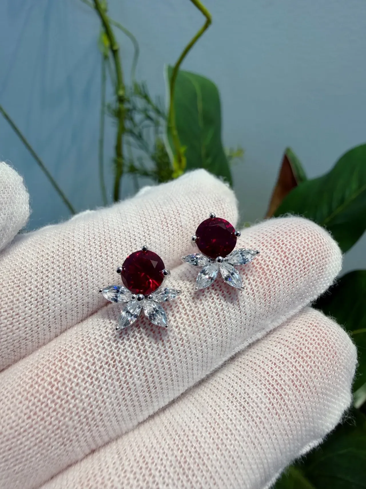 Floral Motif Round Red and Marquise Clear Stone Stud Earrings 5