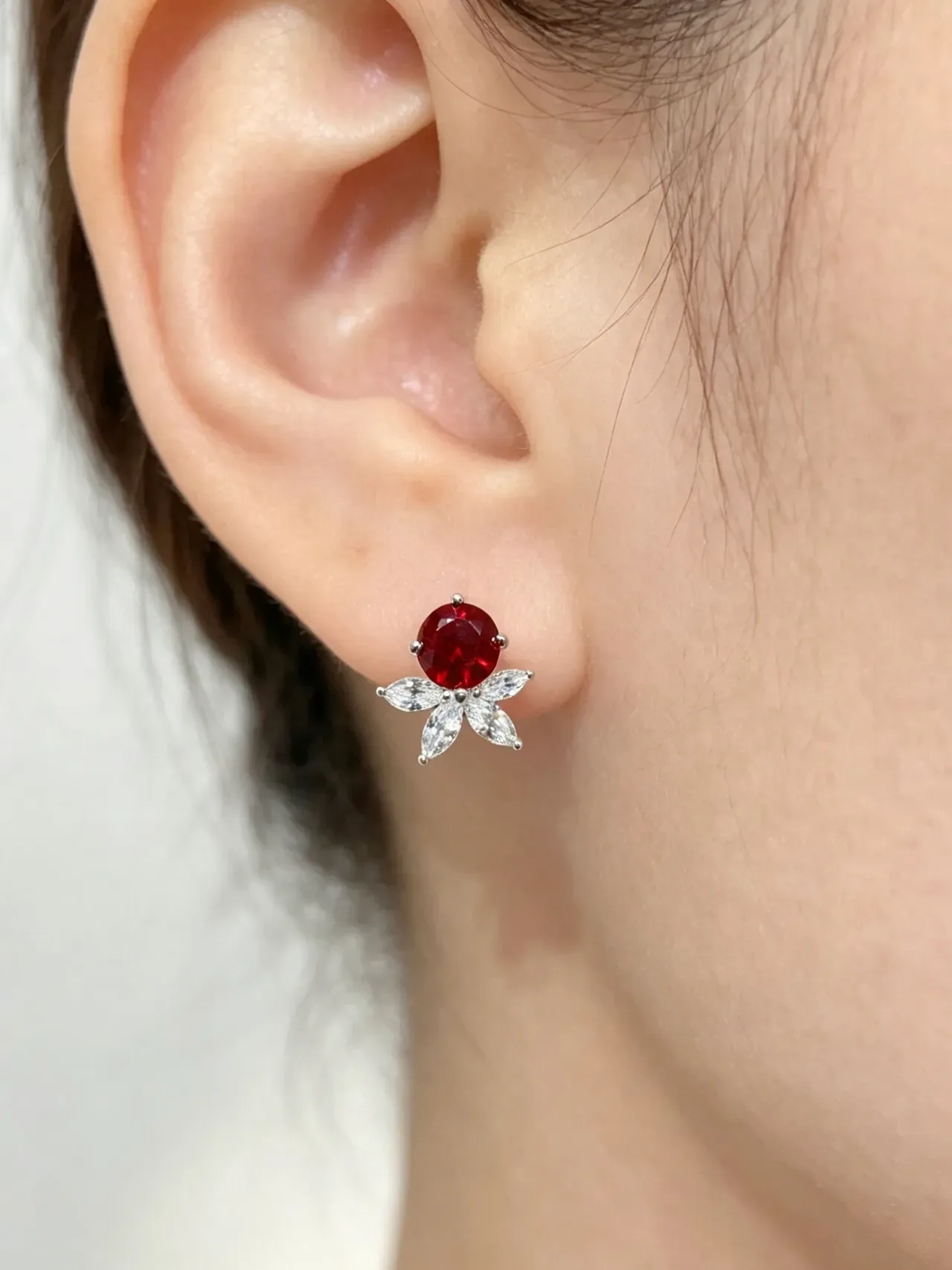 Floral Motif Round Red and Marquise Clear Stone Stud Earrings 9