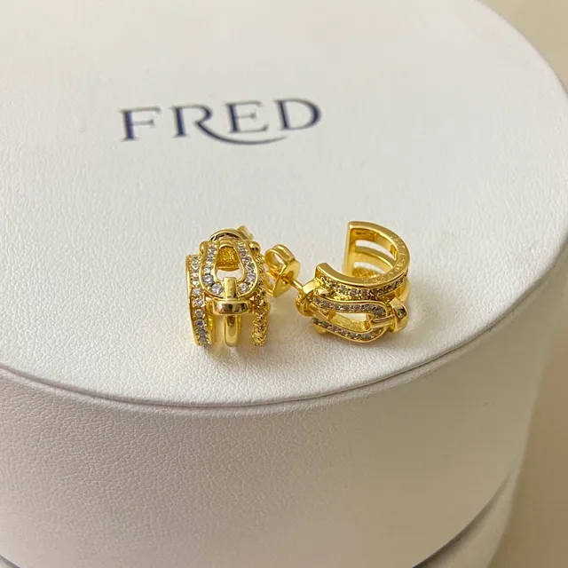 FRED Horseshoe Pavé Crystal Stud Earrings 5