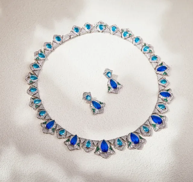 Gemstone-Encrusted Blue and Green Collar Necklace 3