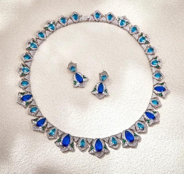 Gemstone-Encrusted Blue and Green Collar Necklace 5