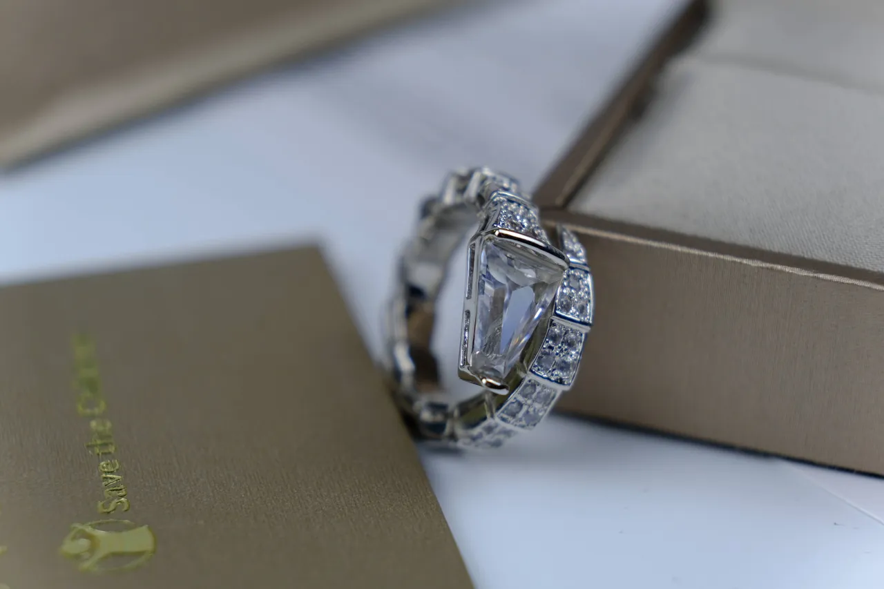 Geometric Pavé-Set Split Shank Statement Ring 4