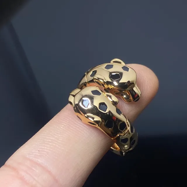 Gold Black Sculpted Animal-Head Motif Polished Metallic Ring 2