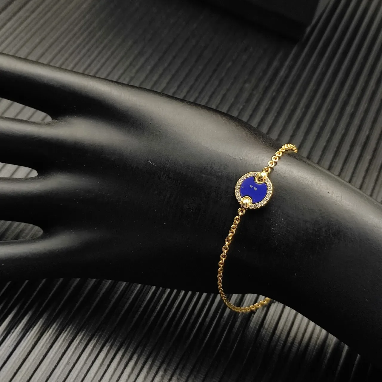 Gold Blue Chain Circular Lapis Lazuli Cabochon Bracelet 3