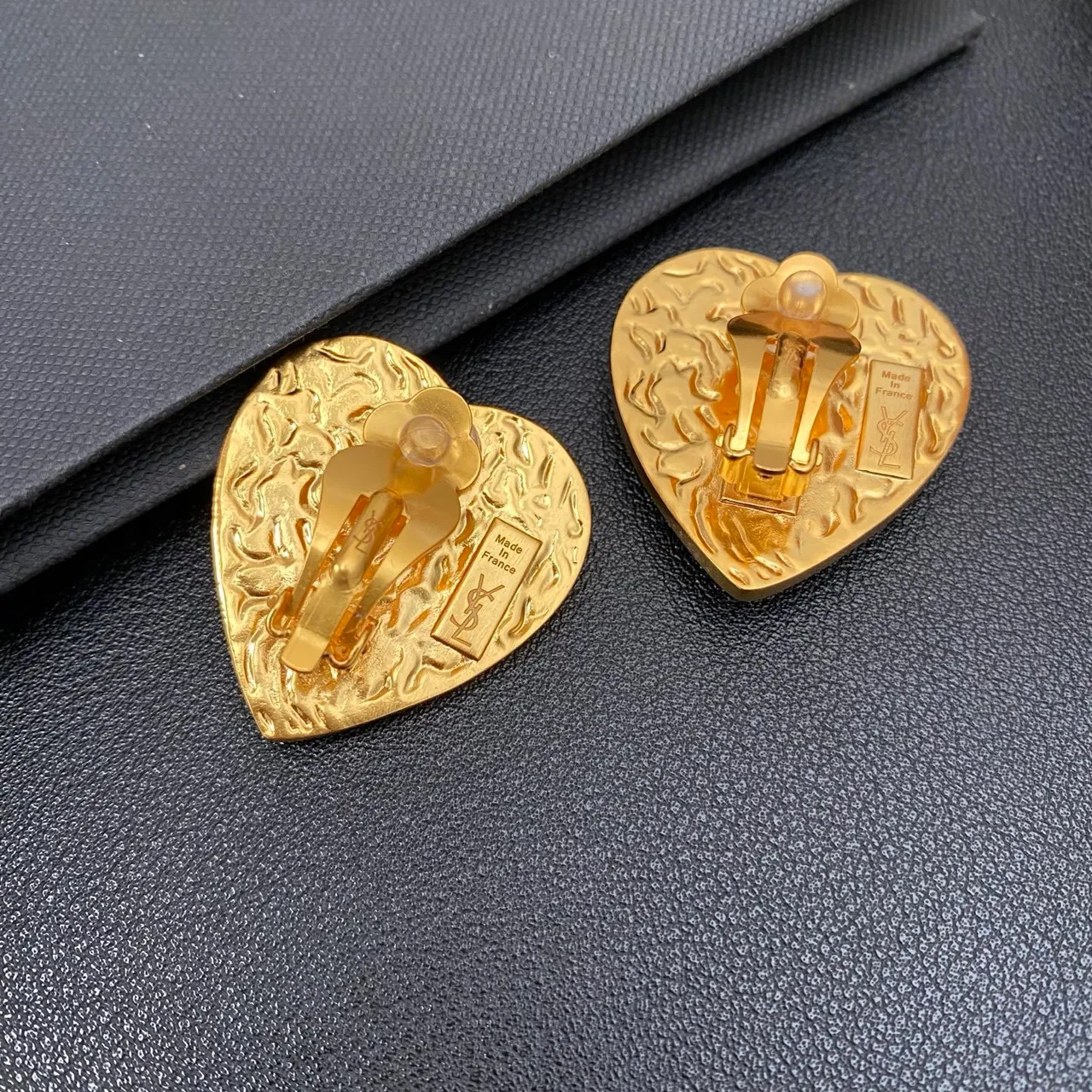 Gold Blue Heart-Shaped Metal Earrings 3