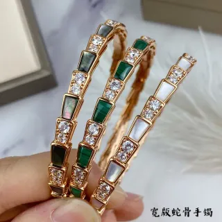 Bangle segmentado de oro verde con acentos de cristal pavé