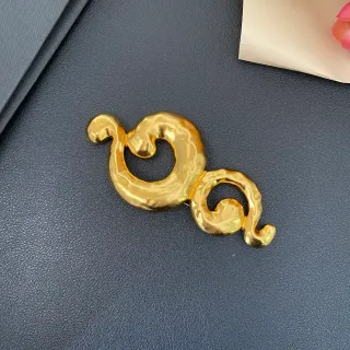 Gold Hammered Abstract Swirl Sculptural Brooch