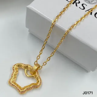 Collier chaîne or rose pendentif quatrefoil