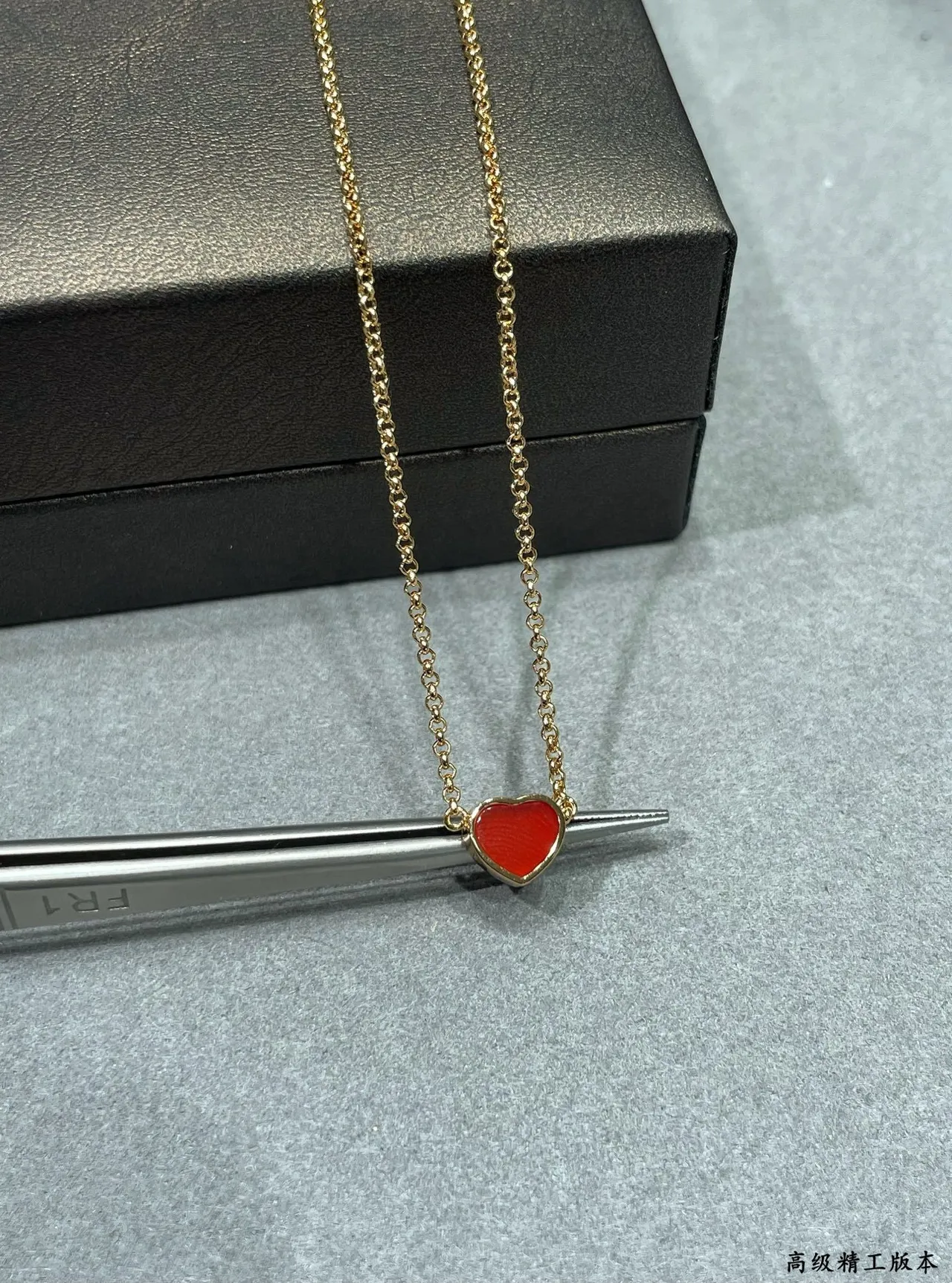 Gold Red Chain Heart-Shaped Pendant Necklace 4
