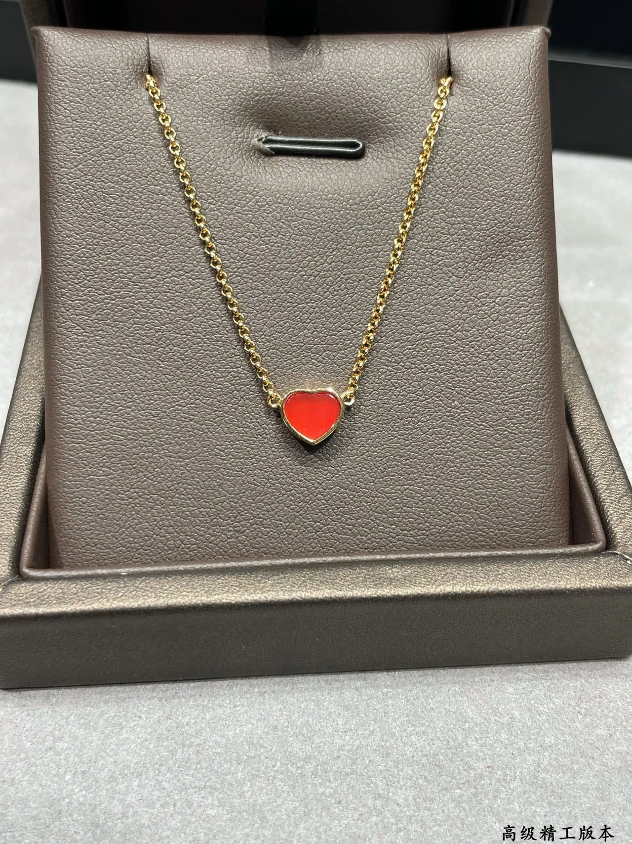 Gold Red Chain Heart-Shaped Pendant Necklace 8