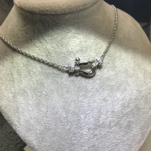 Gold Silver U-Shaped Clasp Pendant Pavé-Set Clear Stones Necklace 2