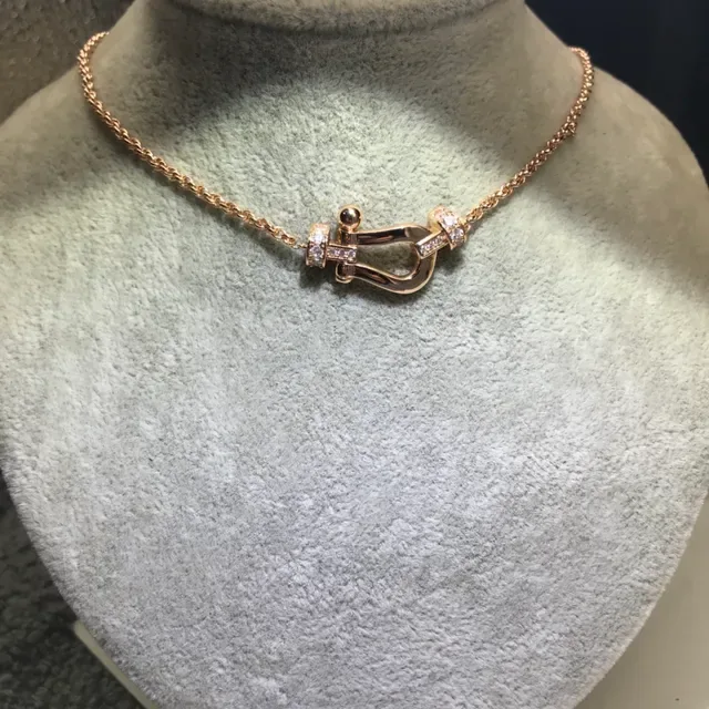 Gold Silver U-Shaped Clasp Pendant Pavé-Set Clear Stones Necklace 6