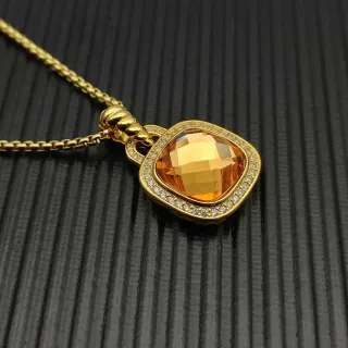 Collar con Gemstone Naranja de Corte Cushion Pave Dorado