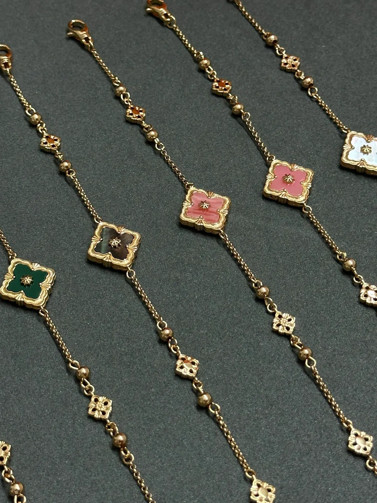 Gold-Tone Enamel Quatrefoil Motif Chain Bracelets 2