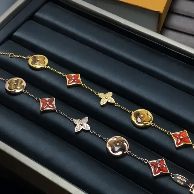 Gold-Tone Floral and Diamond Motif Enamel Bracelet 3