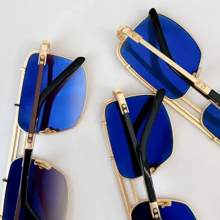 Gold-Tone Metal Frame Blue Mirrored Lens Sunglasses