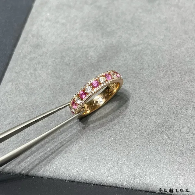 Bagues en or avec gemmes roses et coral incrusté, ornées 7