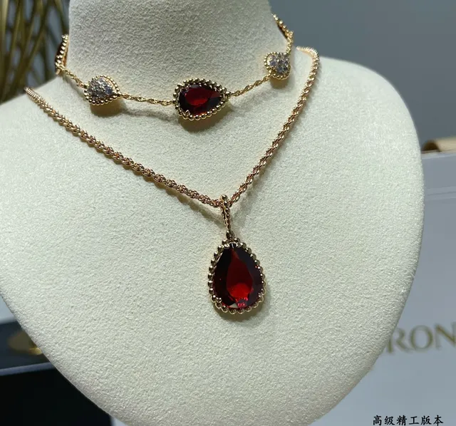 Gold-Tone Teardrop Red Stone Beaded Bezels Pendant Necklace 3