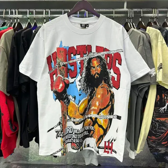 Graphic-Print Oversized Box-Cut T-Shirt 10