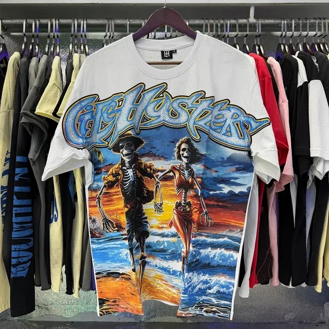 Graphic Skeleton Beach Print T-Shirt 13