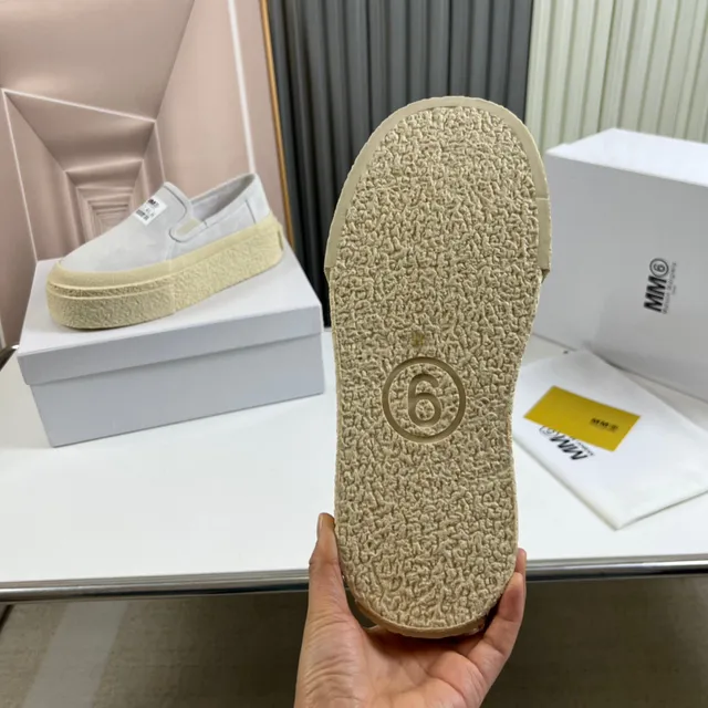 Gray Beige Slip-On Platform Sole Lifestyle Sneakers 2