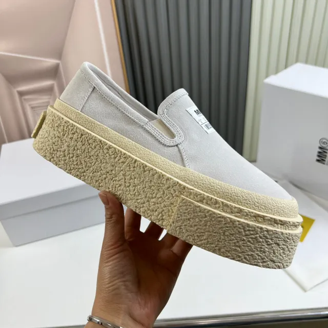 Gray Beige Slip-On Platform Sole Lifestyle Sneakers 4