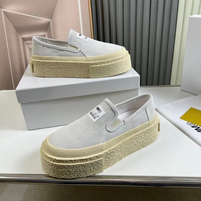 Gray Beige Slip-On Platform Sole Lifestyle Sneakers 7
