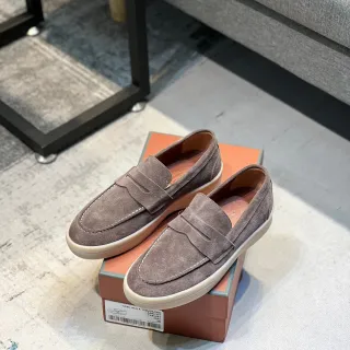 灰米色麂皮鞋面佩尼带乐福鞋