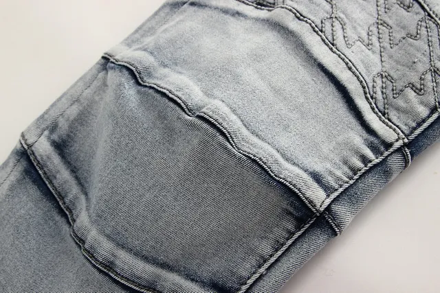 Gray Black Distressed Light-Wash Denim Contrast-Stitched Paneling Jeans 10