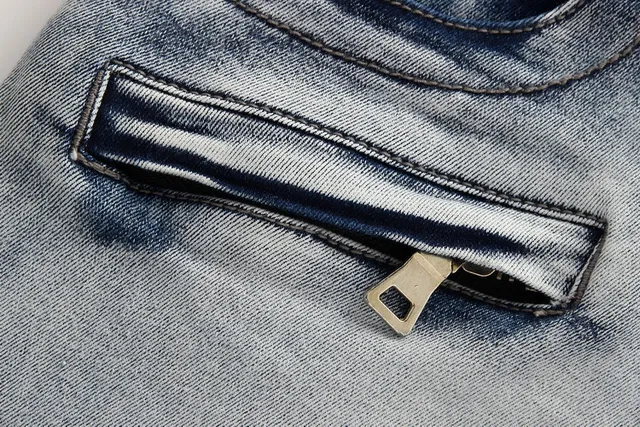 Gray Black Distressed Light-Wash Denim Contrast-Stitched Paneling Jeans 17