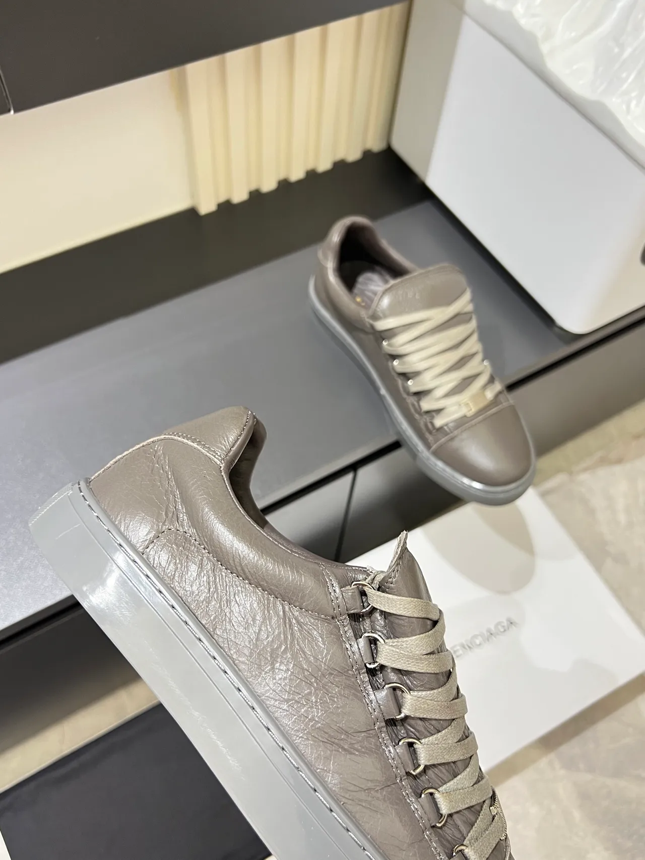 Gray Crinkled Leather Low-Top Lace-Up Sneakers 3