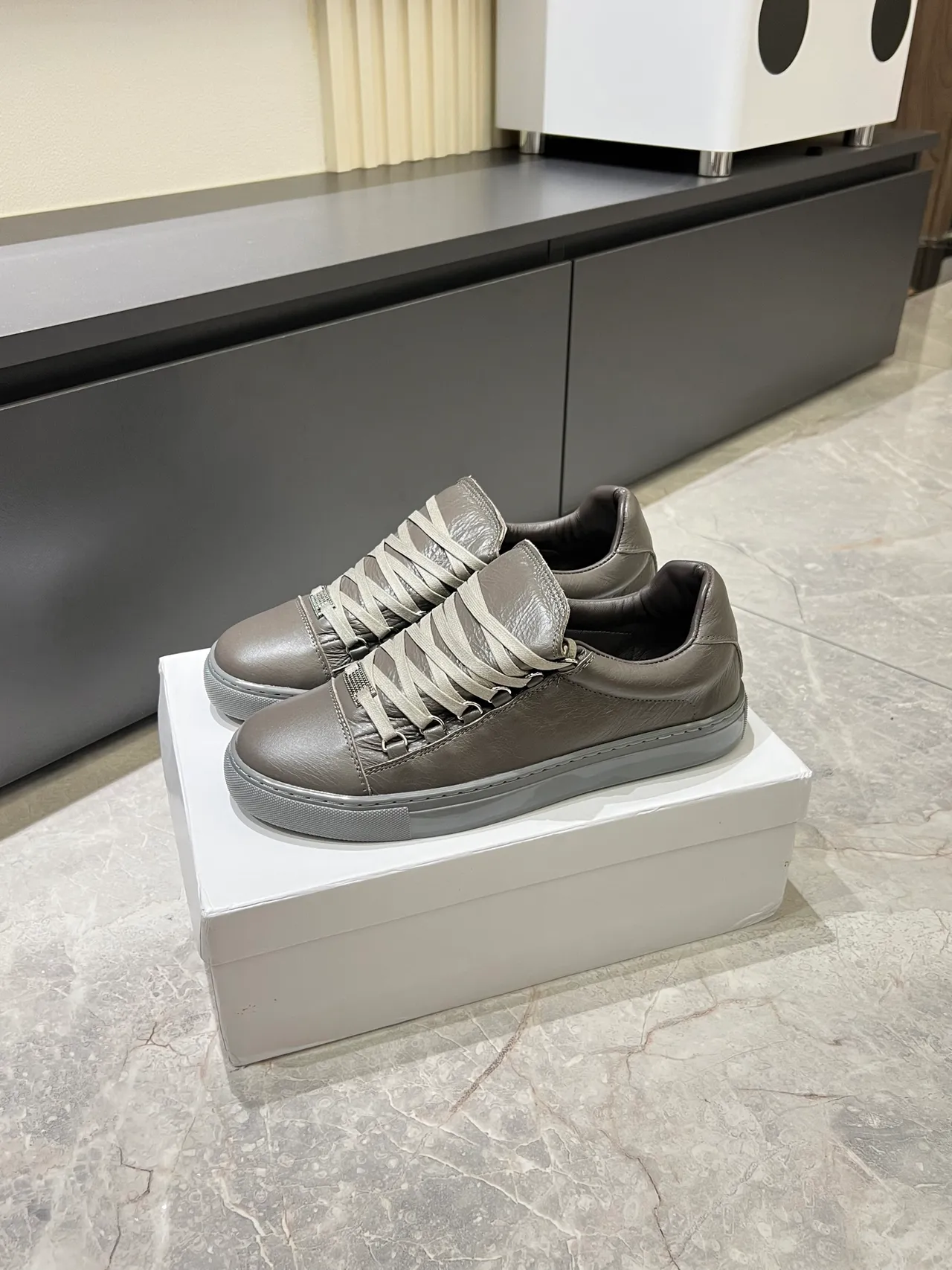 Gray Crinkled Leather Low-Top Lace-Up Sneakers 5