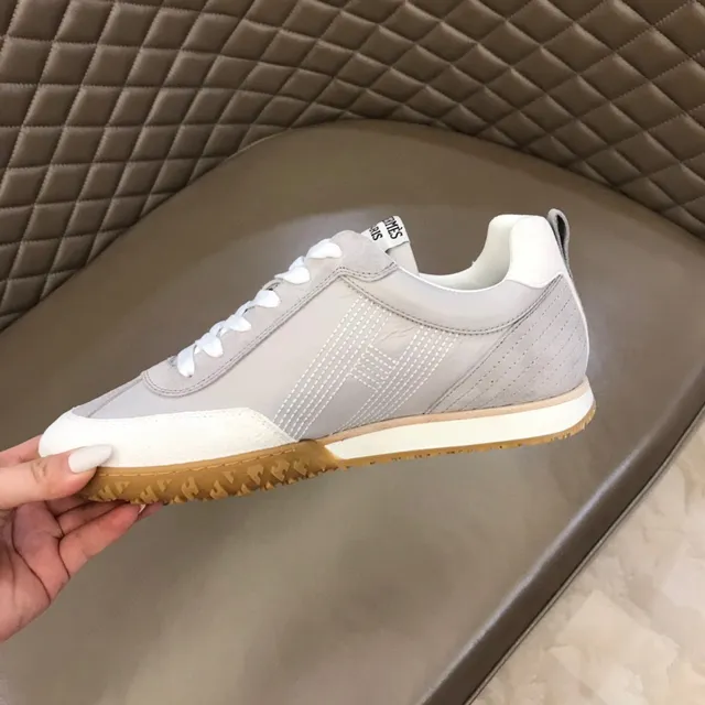 Gray White Low-Top Lace-Up Sneakers 2