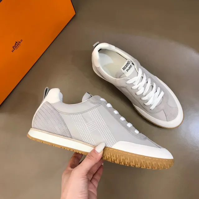 Gray White Low-Top Lace-Up Sneakers 7