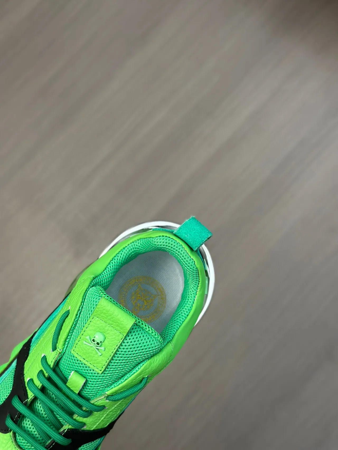 Green Black Oversized Sculpted Midsole Layered Mesh And Synthetic Overlays Chunky Sneakers 8