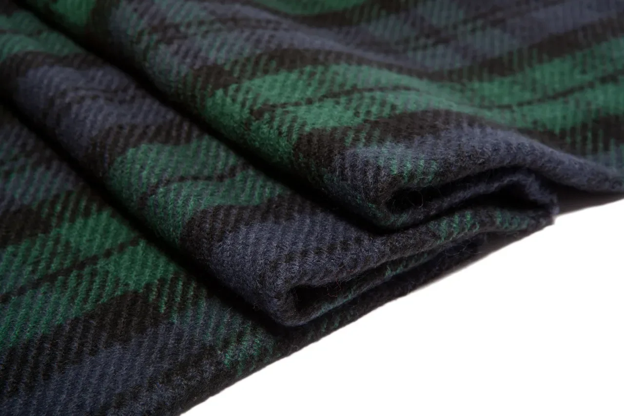 Green Black Plaid Pattern Wool-Like Texture Scarve 8