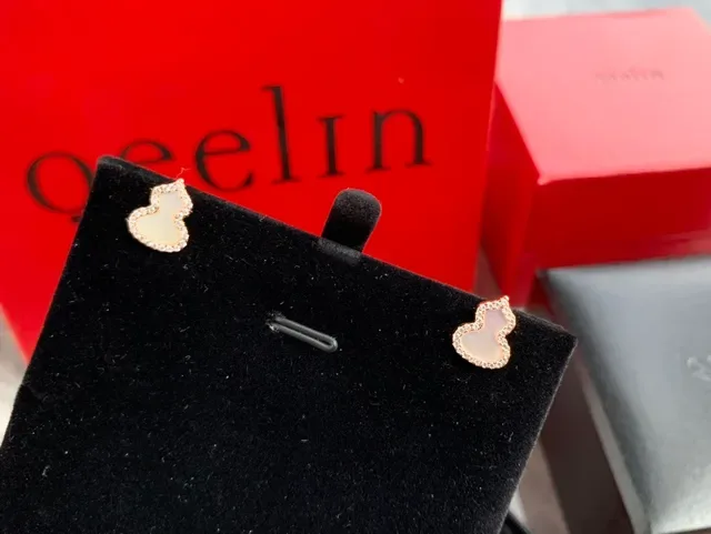 Heart-Shaped Mother-of-Pearl and Pavé Crystal Stud Earrings 4