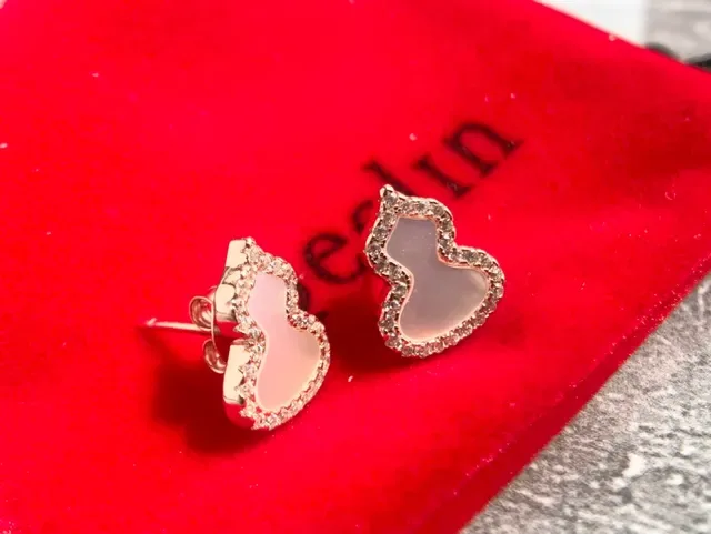 Heart-Shaped Mother-of-Pearl and Pavé Crystal Stud Earrings 8