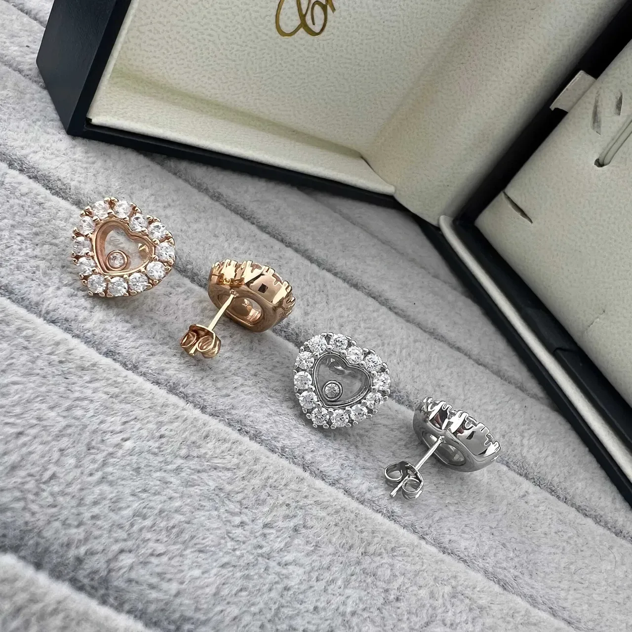 Heart-Shaped Pavé Diamond Open Heart Stud Earrings 4